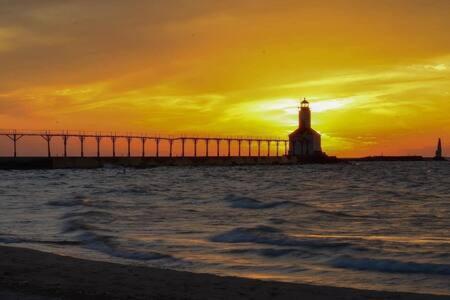 Close To Beach, W&D, Pet Friendly, Dunes, Casino มิชิแกนซิตี ภายนอก รูปภาพ